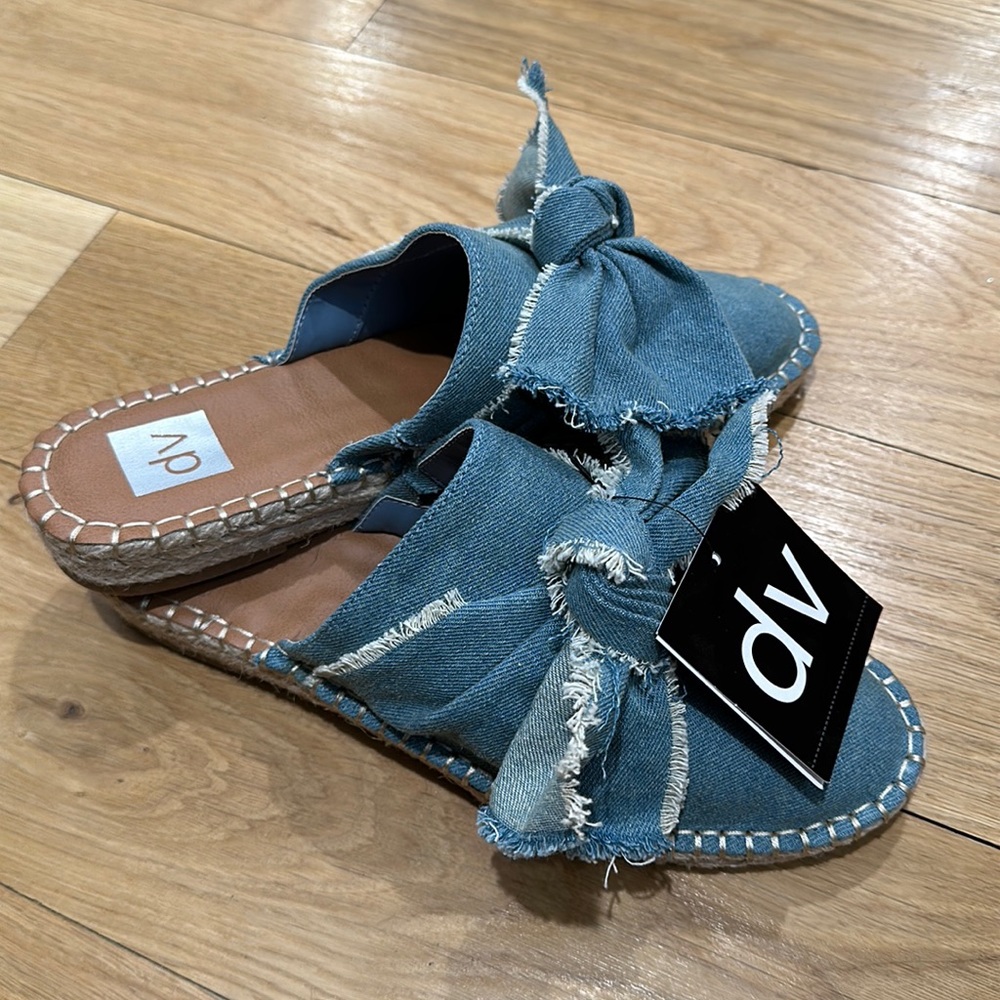 NWT Dolce Vita • Denim Bow Slides